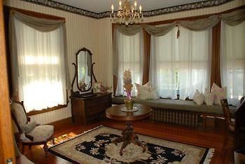 Circular Manor Bed And Breakfast Saratoga Springs Kültér fotó